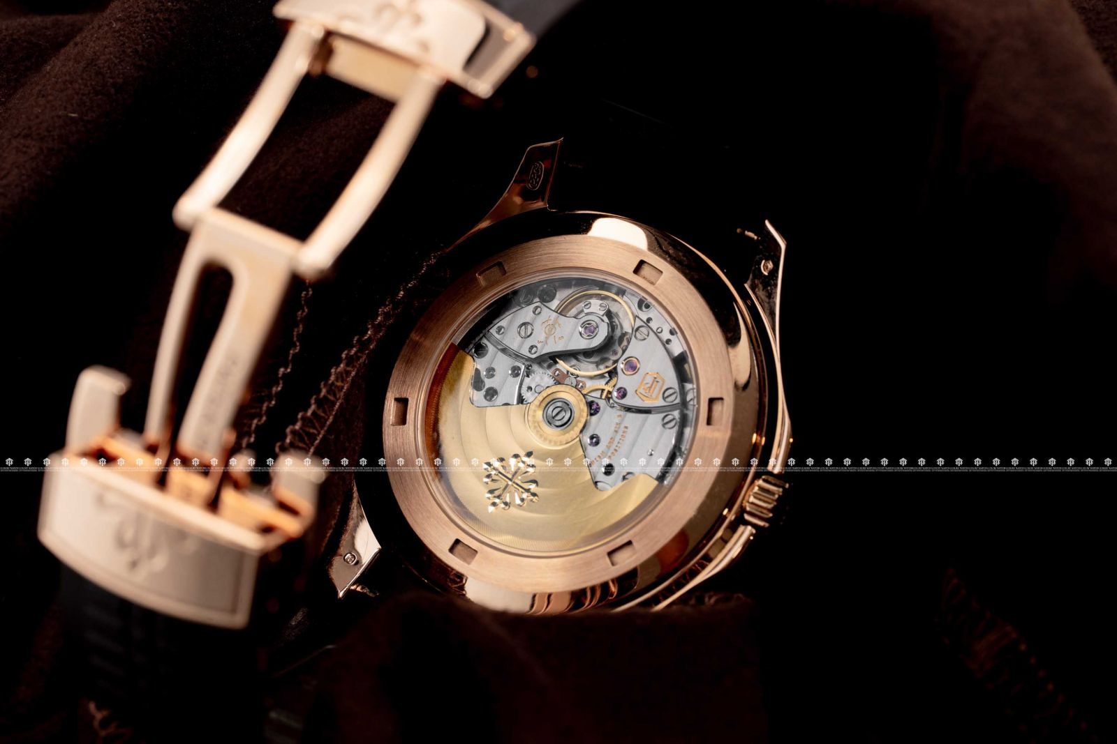 TA LUXURY WATCH